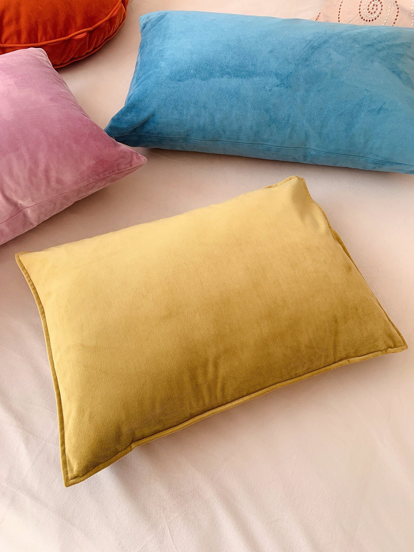 Gold Velvet Lumbar Cushion, Luxury Scatter Cushion Cover, Gold Green Velvet 14X20 Lumbar Pillow Cover