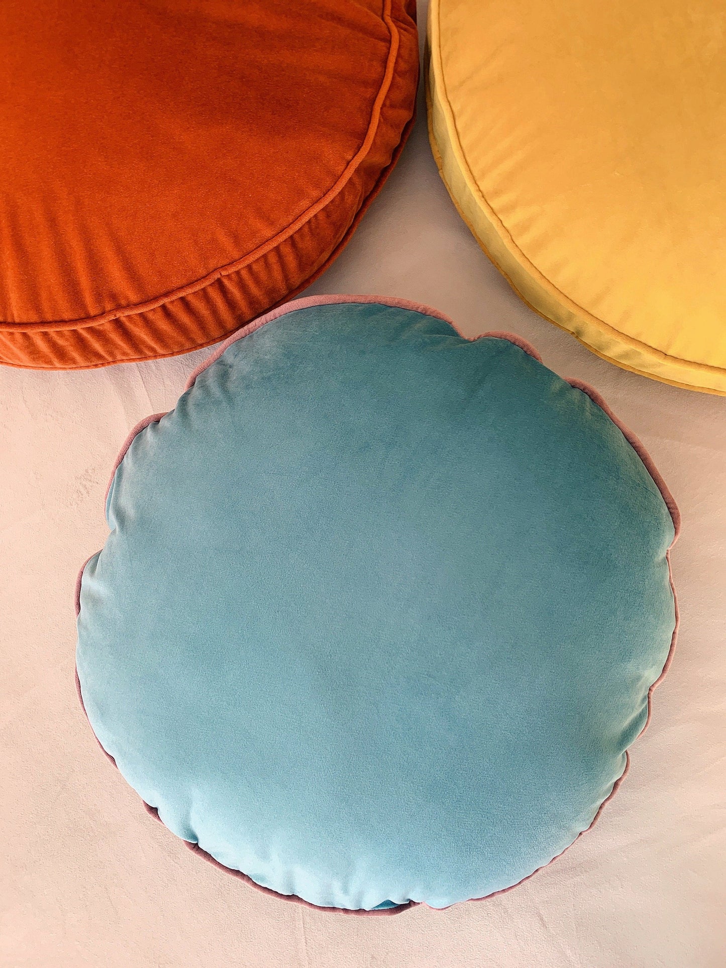 18" Baby Blue Velvet Round Cushion Cover
