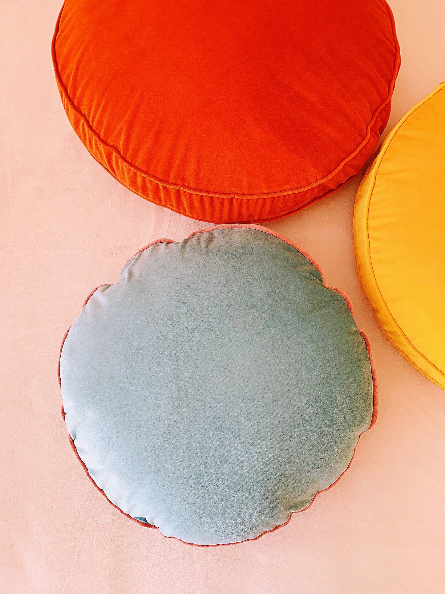 18" Baby Blue Velvet Round Cushion Cover