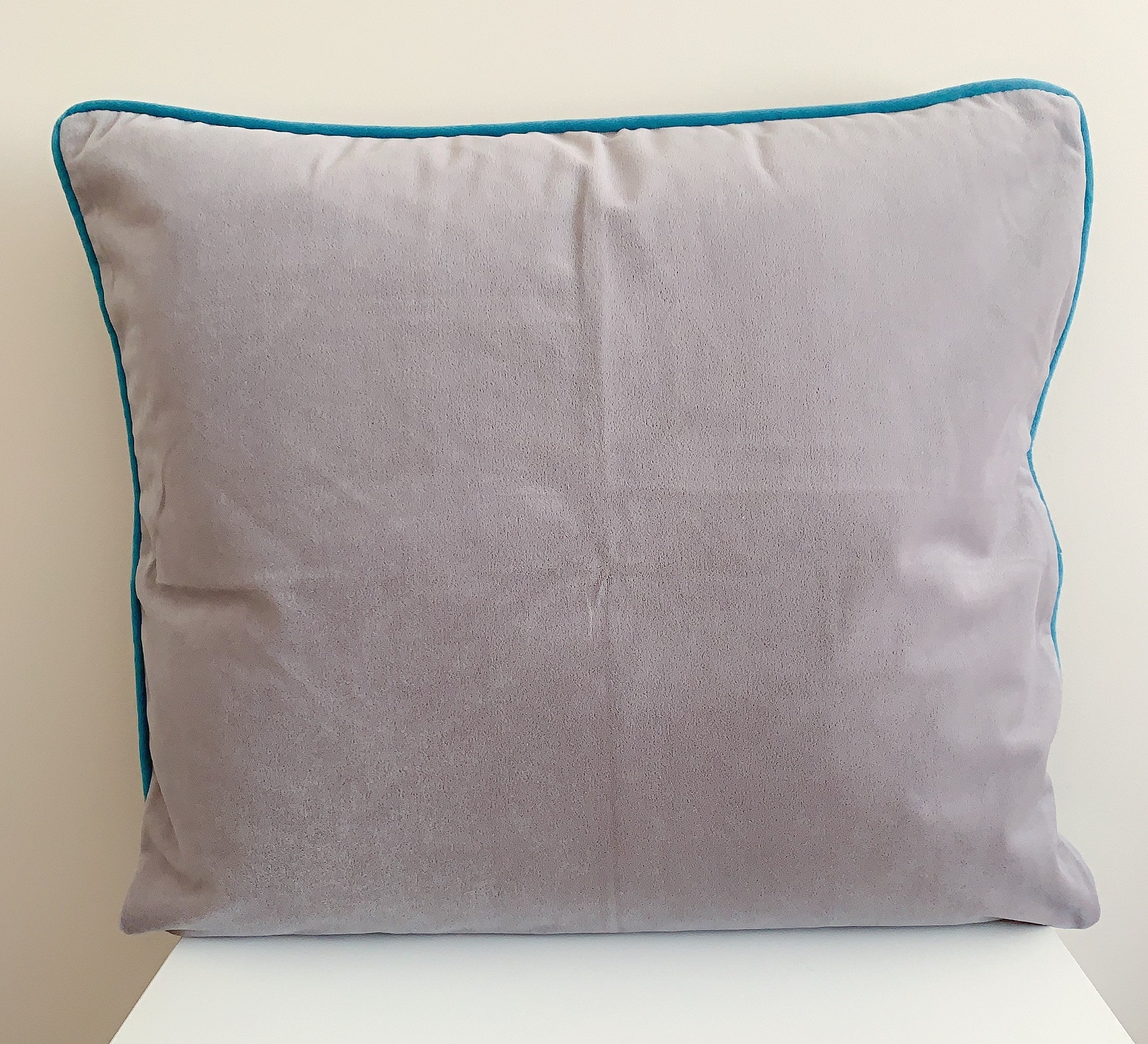 19 square outlet pillow cover