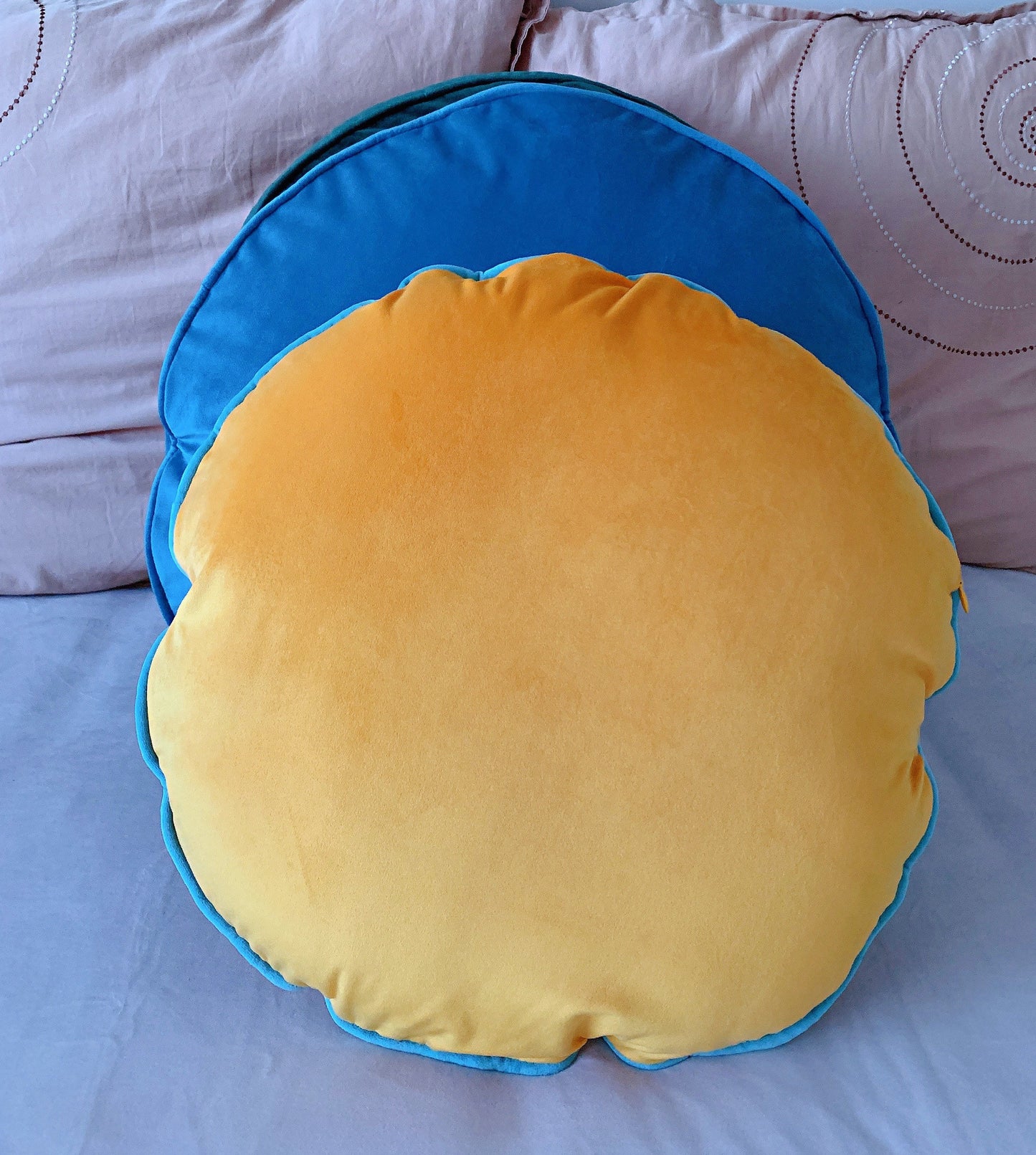 Honey Yellow Velvet Cushion Cover, Round Throw Pillow Couch Cushion
