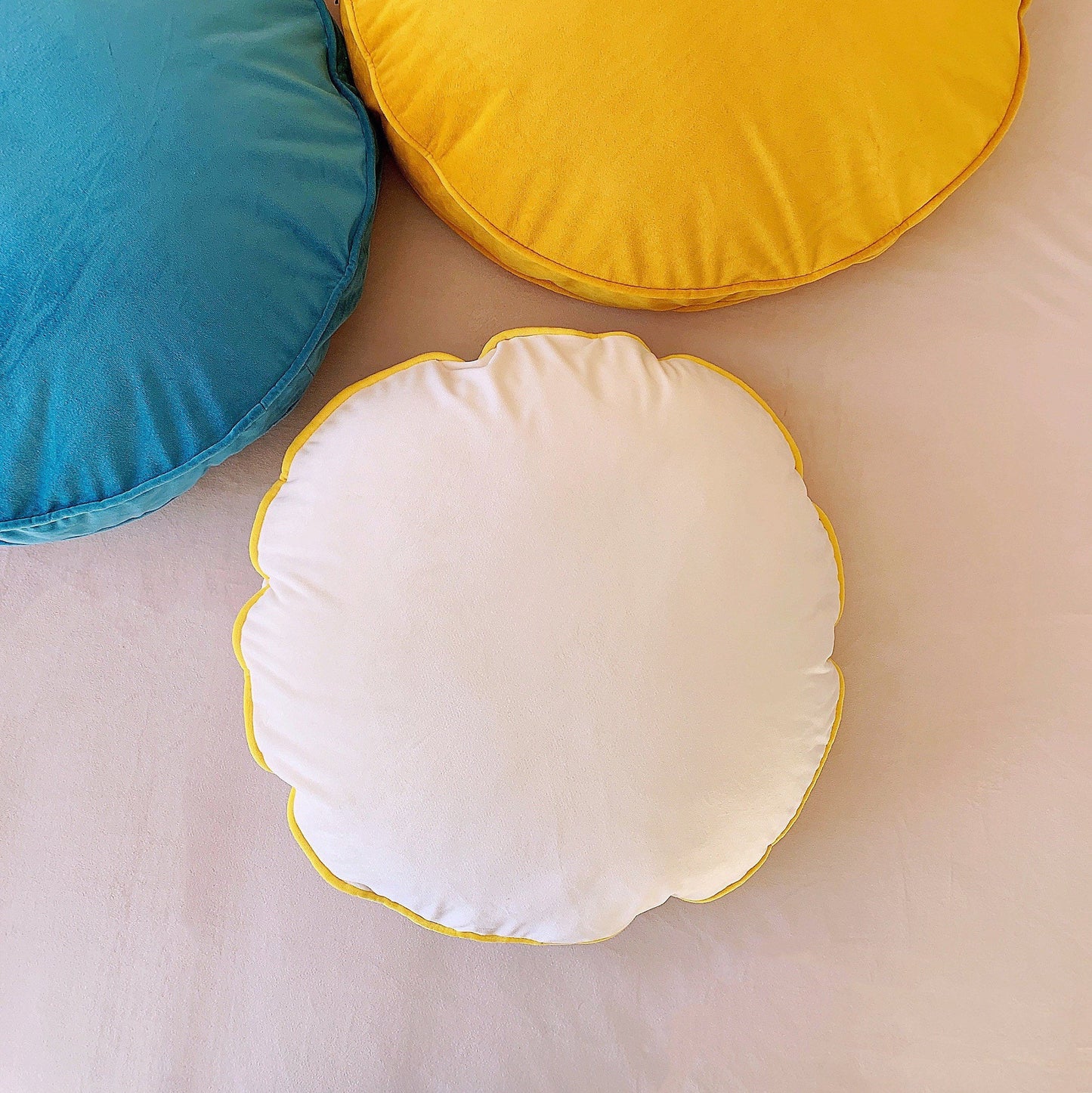 White Velvet Luxury Round Cushion Cover, Scatter Pillow Couch Cushion