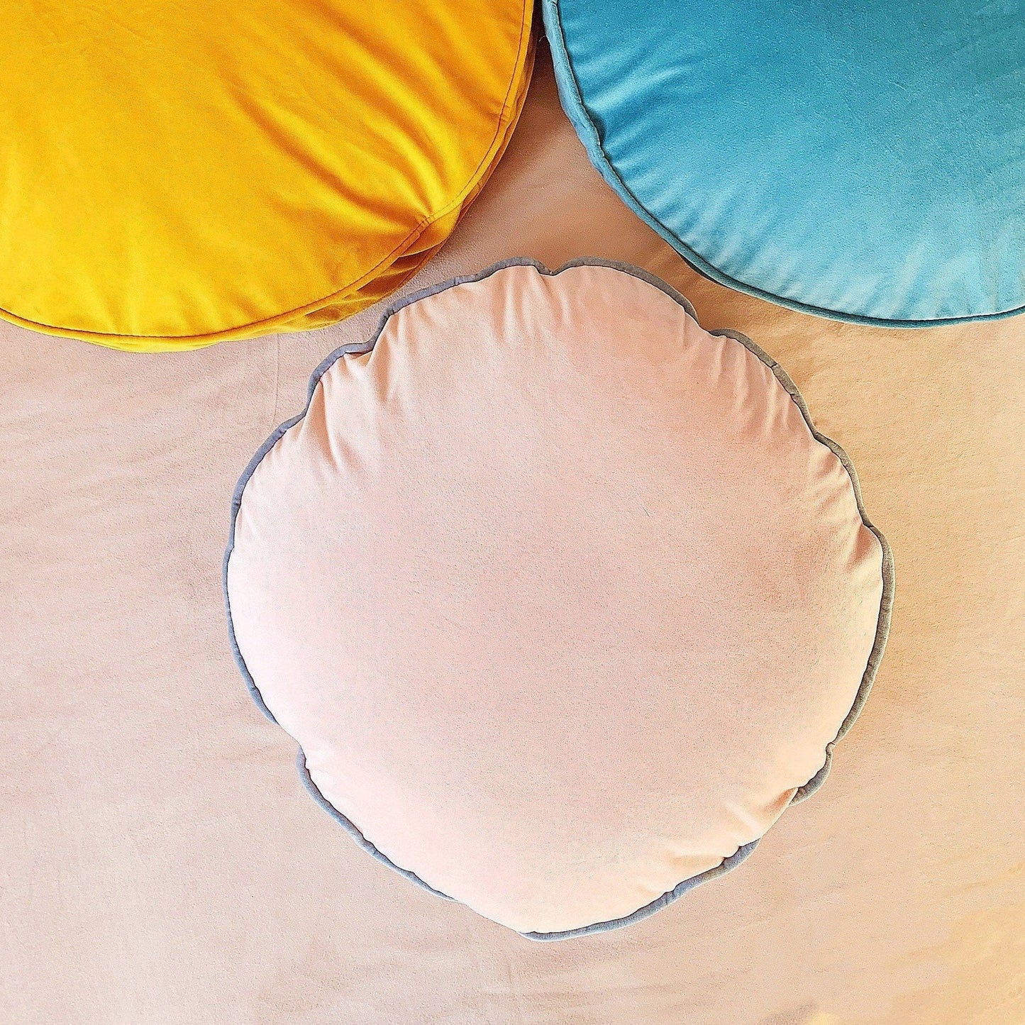 Light Pink Round Cushion Cover, Luxury Velvet Throw Pillow